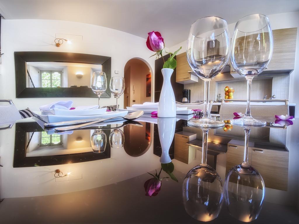 Villa Vinicia, Pool, Jacuzzi, Airco Domaso Room photo