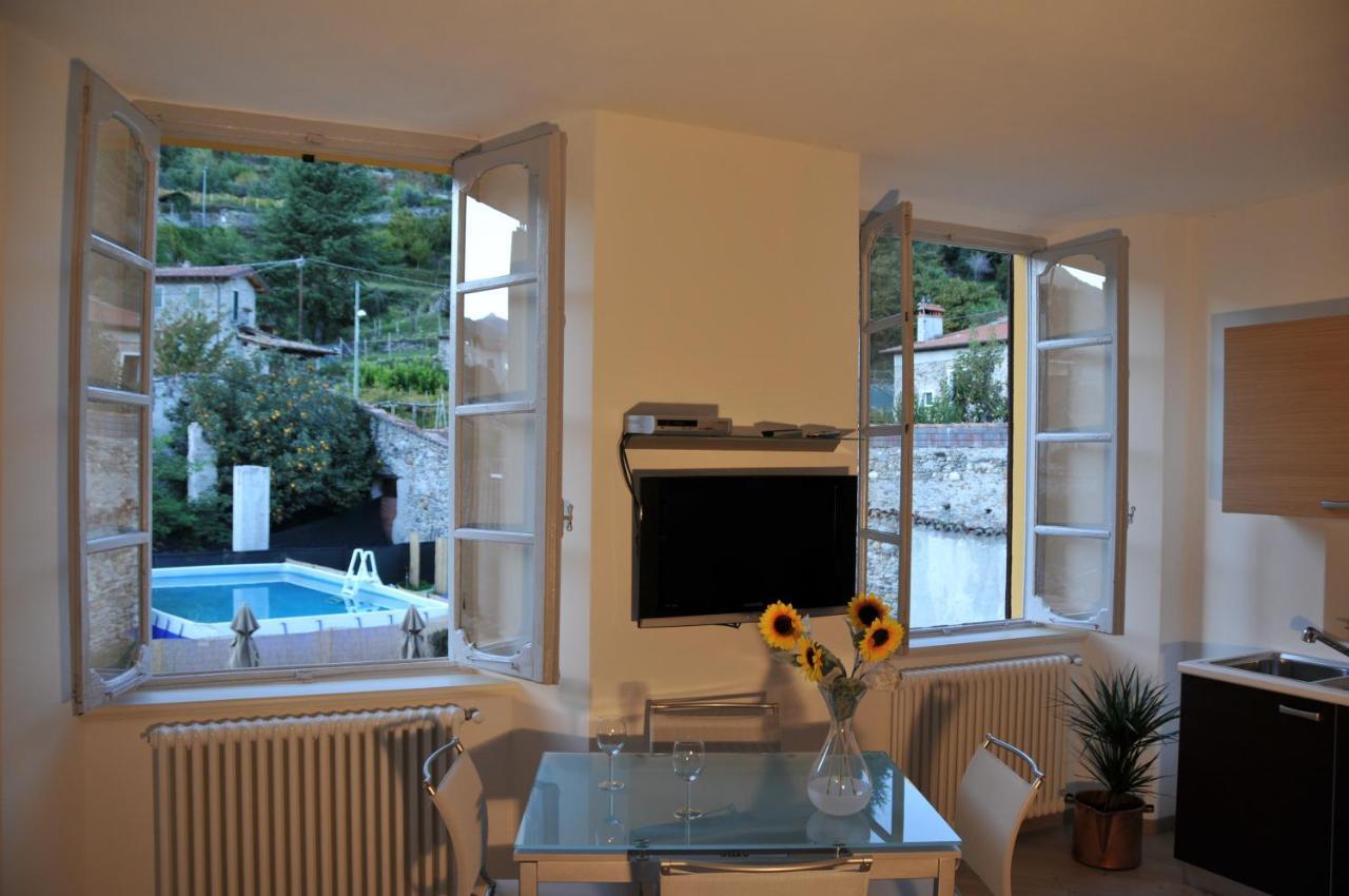 Villa Vinicia, Pool, Jacuzzi, Airco Domaso Room photo